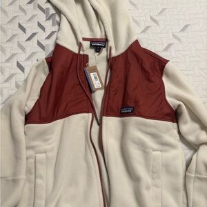 Patagonia Rust and Cream Jacket